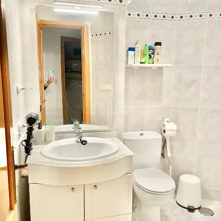 Maravilloso Estudio En Urbanizacion Centro Internacional En A 50 Metros De La Playa Apartman